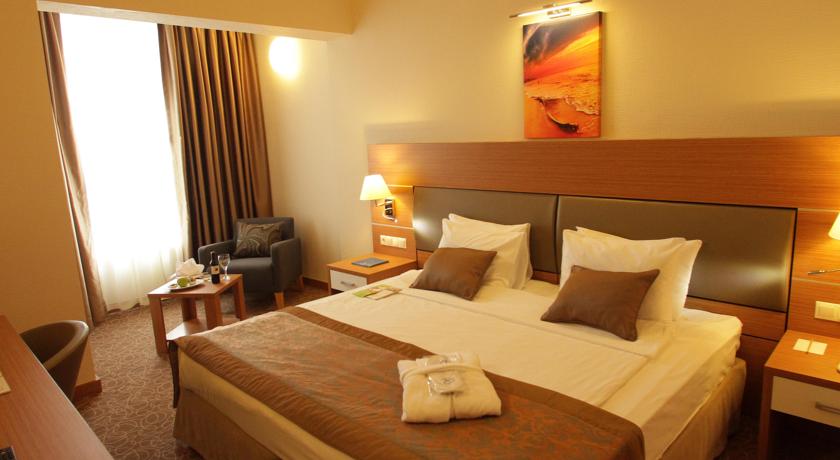 Dedeman Otel