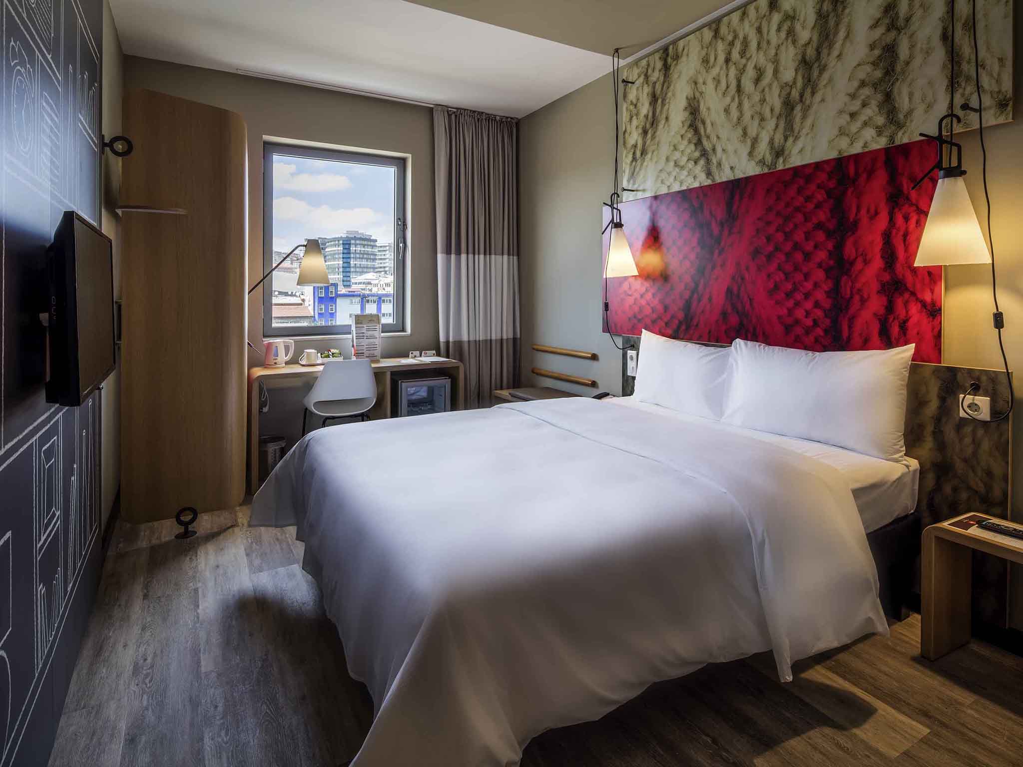 İbis Hotel