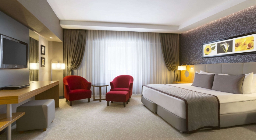 Ramada Otel