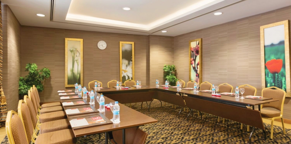 Ramada Otel